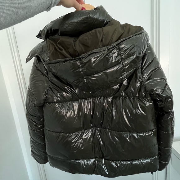 Easy Wear Puffer Jacket - Picture 7 of 7